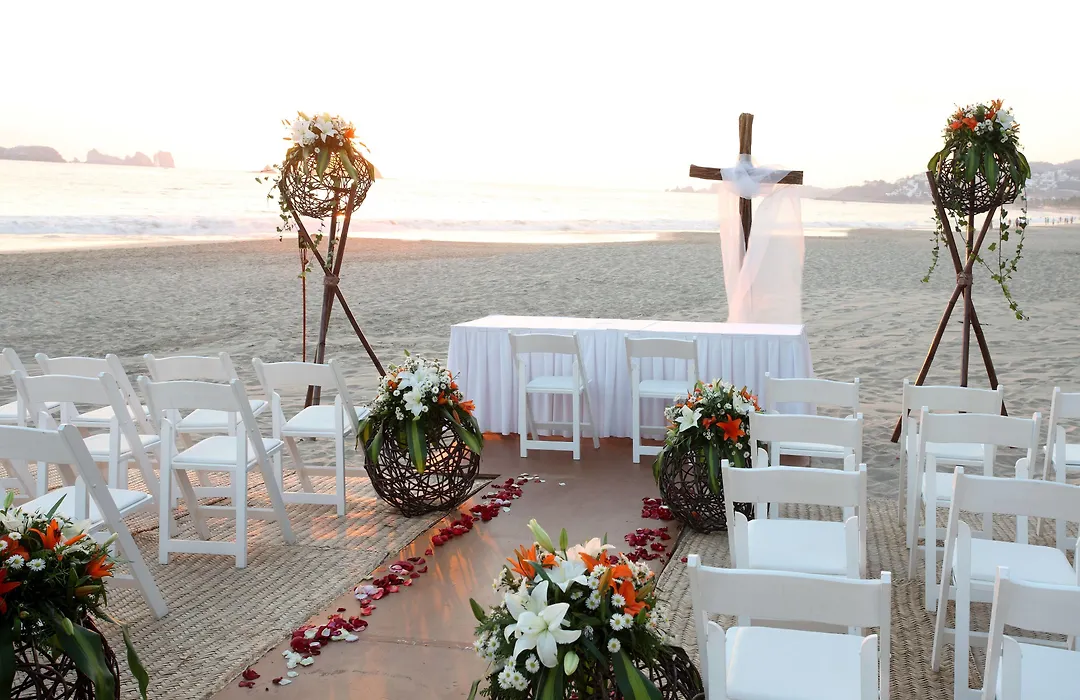 Emporio Ixtapa-1